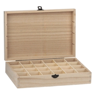 Wooden box 27.5 x 18.5 x 6.3cm